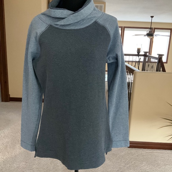 Columbia Tops - Columbia Tunic size medium